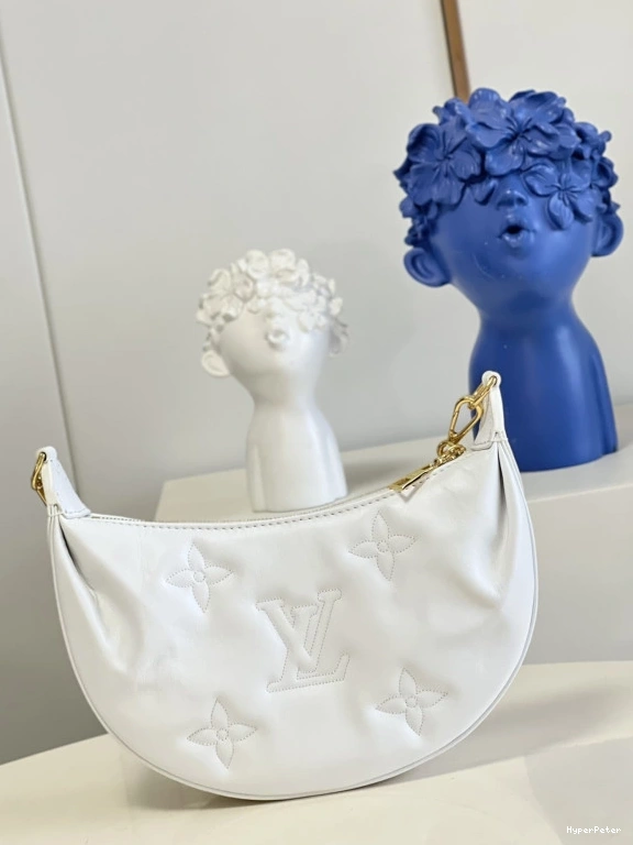 VUITTON LOUIS MOON OVER THE 0821